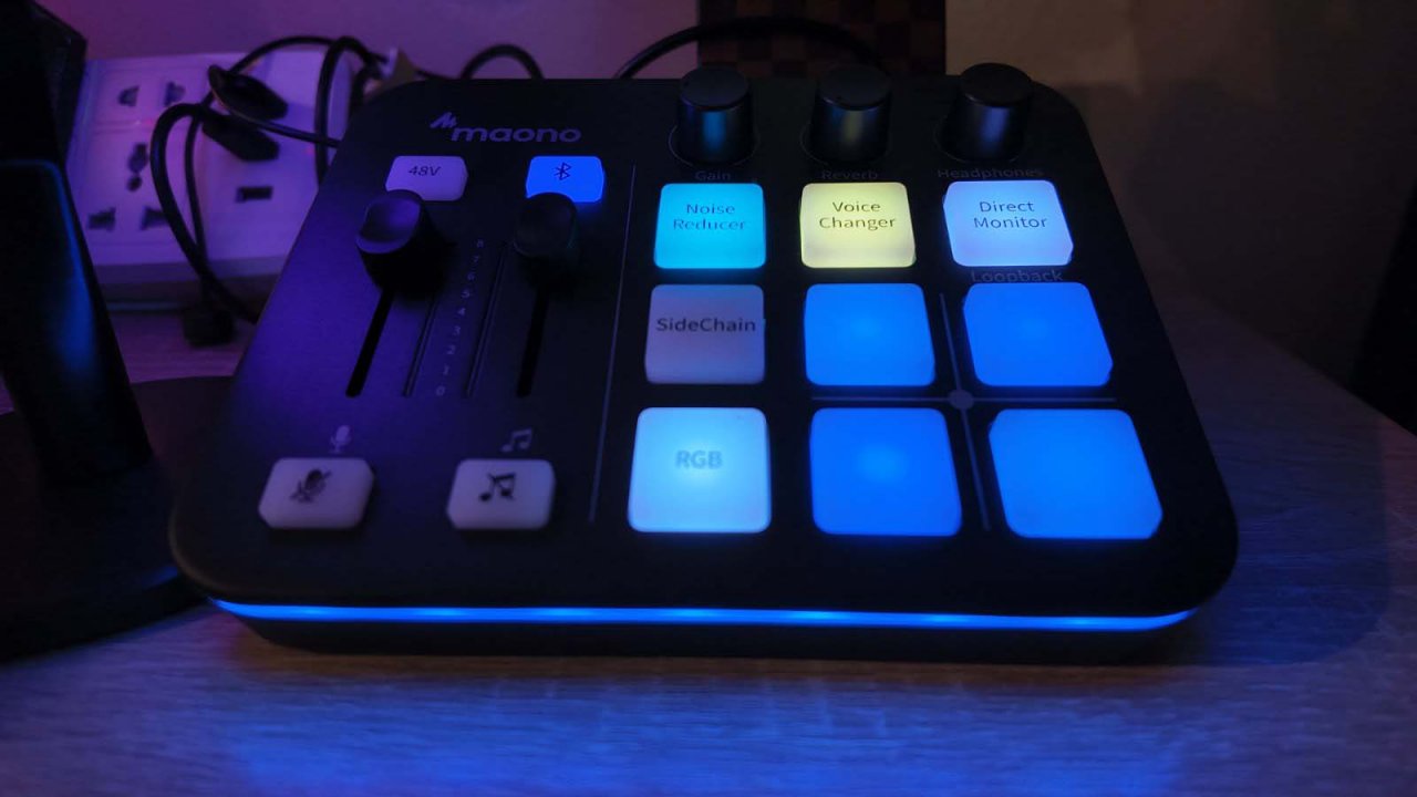 audio mixer with RGB lights