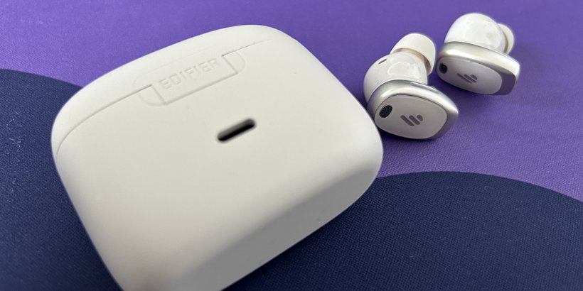 Edifier NeoDots Case and Earbuds